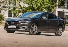 Как догнать Айилупа? Toyota Camry против Mazda 6